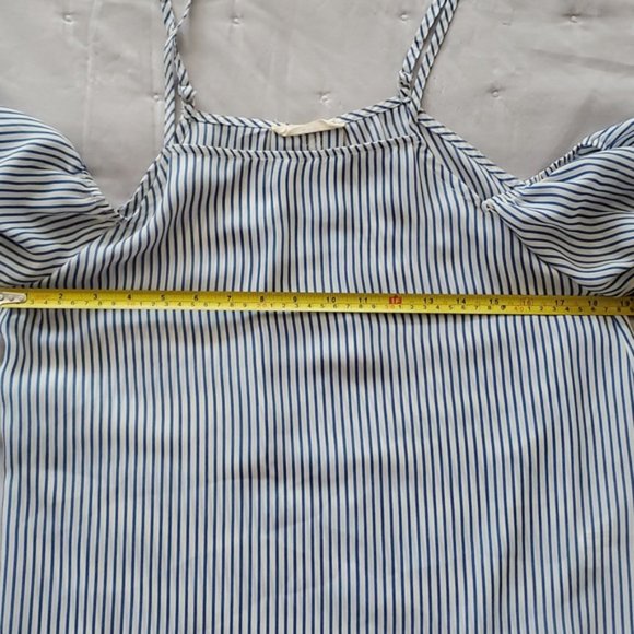Elodie Flowy Off the Shoulder Boho Pinstripe strappy top- S - NWOT - Picture 12 of 16